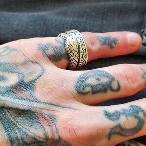Clocks and Colours 925 silver Endless Ring size 6